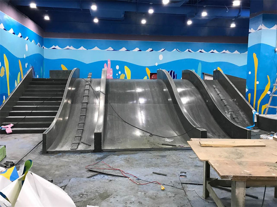 河源堅基購物中心丹尼熊1