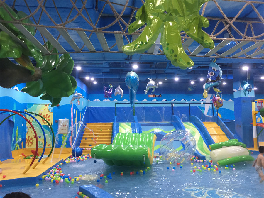 河源堅基購物中心丹尼熊16